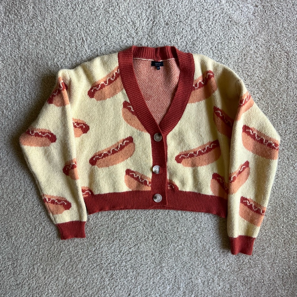 Knit hot dog cardigan 🌭